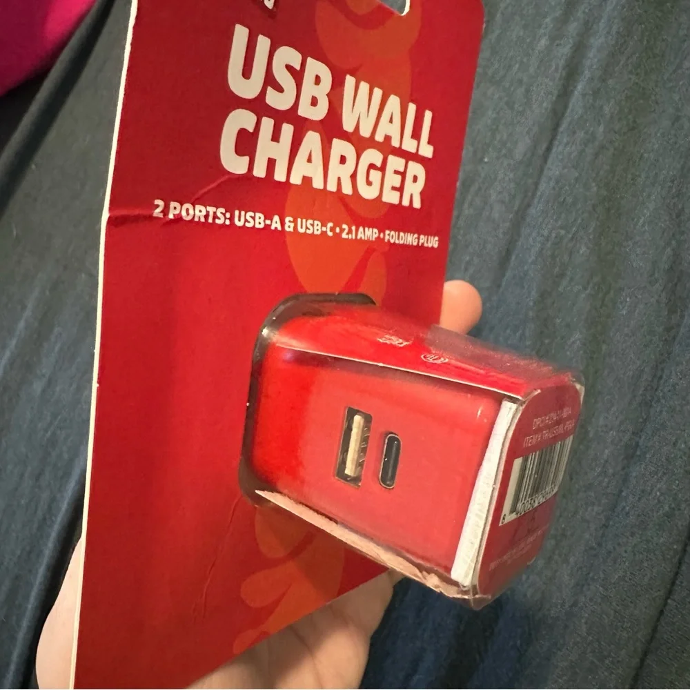 Pringle Red USB Wall Charger NWT